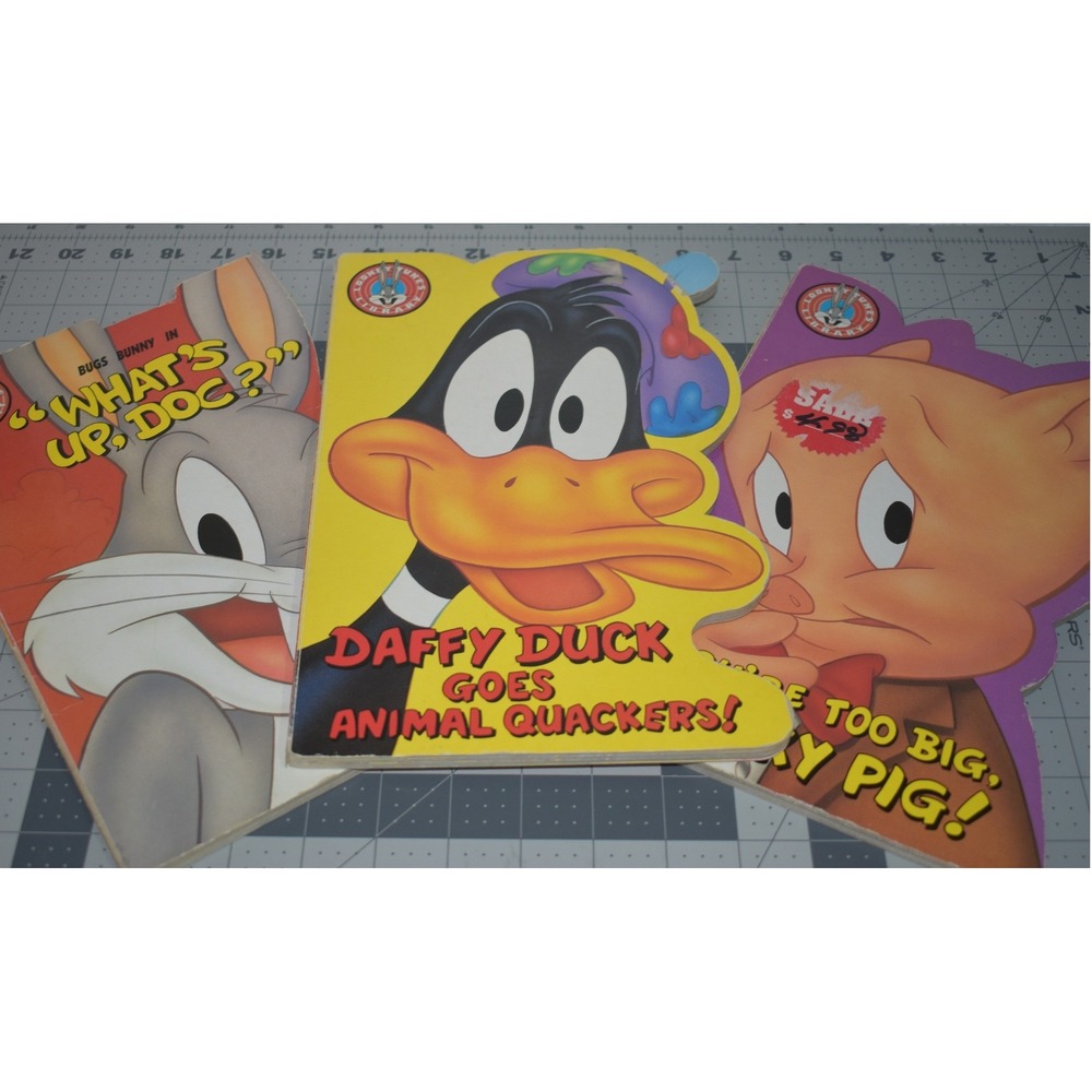 Vintage 1990 Looney Tunes Library Shape Books Lot of 3 Bugs Daffy Porky Pig